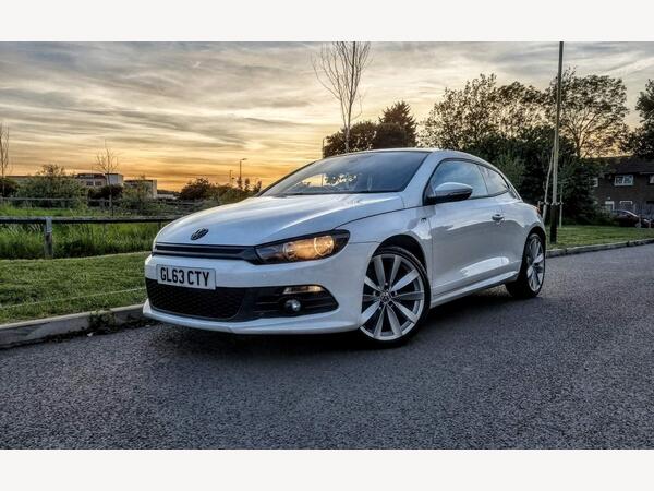 Volkswagen Scirocco 2.0 TSI R-Line DSG Euro 5 3dr (Leather, Nav)