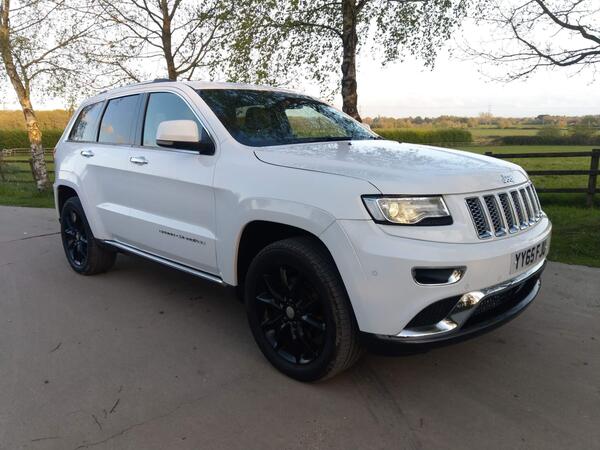 Jeep Grand Cherokee 3.0 V6 CRD Summit Auto 4WD Euro 6 5dr