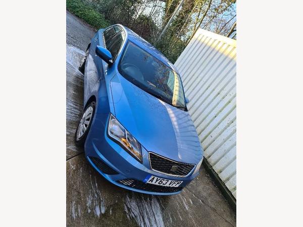 SEAT Toledo 1.6 TDI Ecomotive CR S Euro 5 (s/s) 5dr