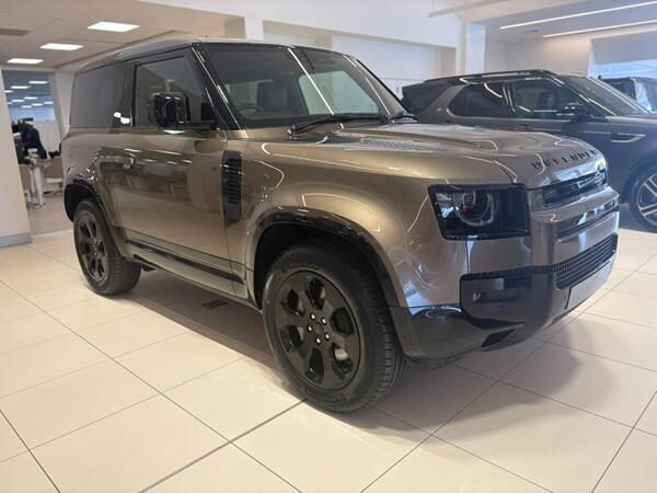 Land Rover Defender 90 3.0 D350 MHEV X-Dynamic SE Auto 4WD Euro 6 (s/s) 3dr