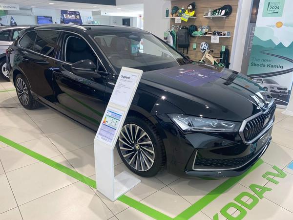 Skoda Superb 2.0 TDI Laurin & Klement DSG 4WD Euro 6 (s/s) 5dr