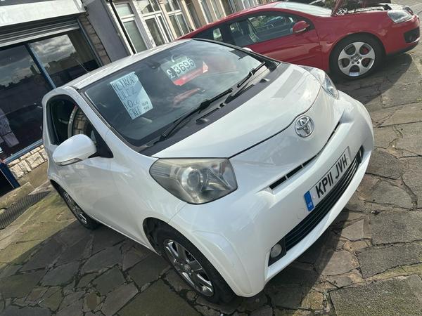 Toyota iQ 1.0 VVT-i 2 Euro 5 3dr