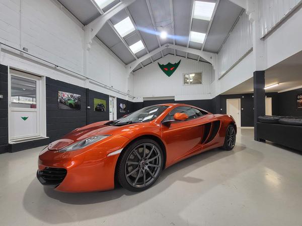 McLaren 12C 3.8T V8 SSG Euro 5 2dr