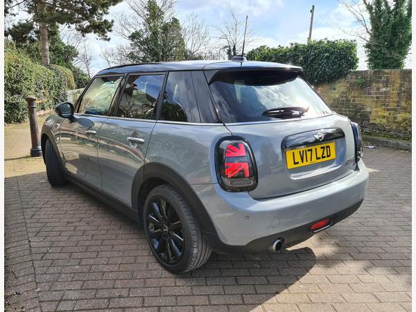 MINI Hatch 1.5 Cooper Auto Euro 6 (s/s) 5dr