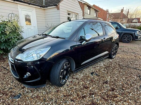 Citroen DS3 Cabrio 1.6 THP DSport Plus Euro 5 2dr