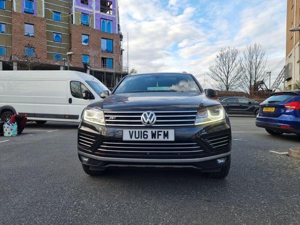 Volkswagen Touareg 3.0 TDI V6 BlueMotion Tech R-Line Tiptronic 4WD Euro 6 (s/s) 5dr