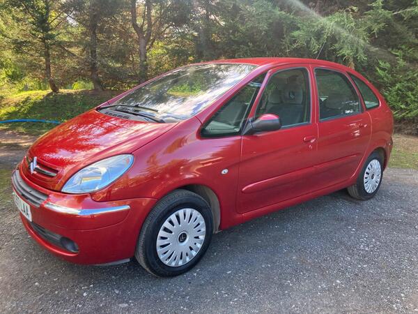 Citroen Xsara Picasso 1.6i 16V Desire 5dr