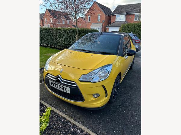 Citroen DS3 Cabrio 1.6 VTi DStyle Plus Euro 5 2dr