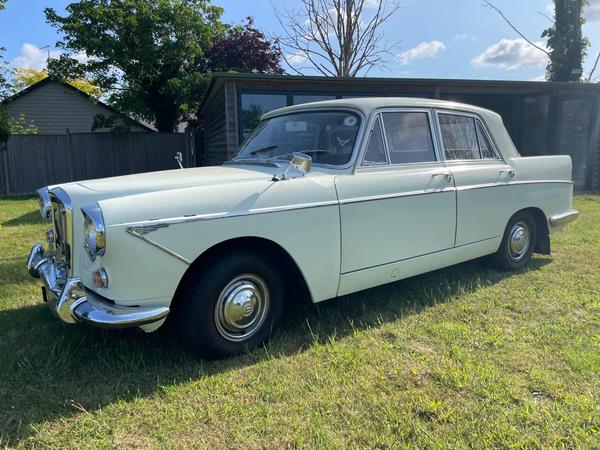 Wolseley 6/110