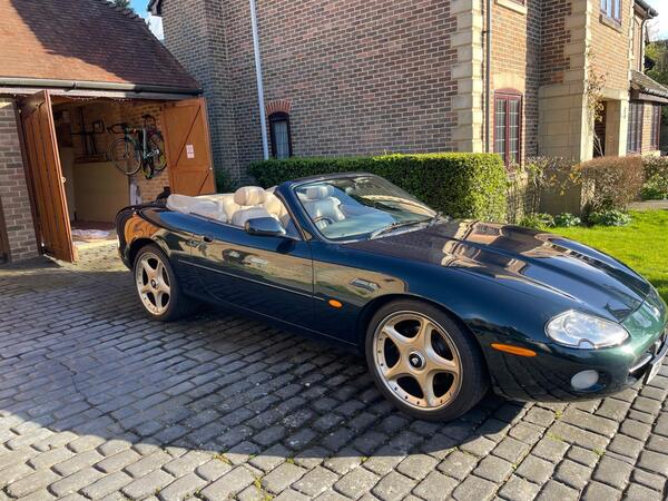 Jaguar XK8 4.0 2dr