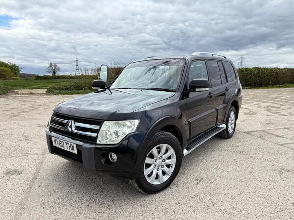 Mitsubishi Shogun 3.2 DI-DC Elegance Auto 4WD Euro 5 5dr LWB