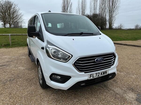 Ford Tourneo Custom 2.0 320 EcoBlue Leader Shuttle L2 Euro 6 (s/s) 5dr