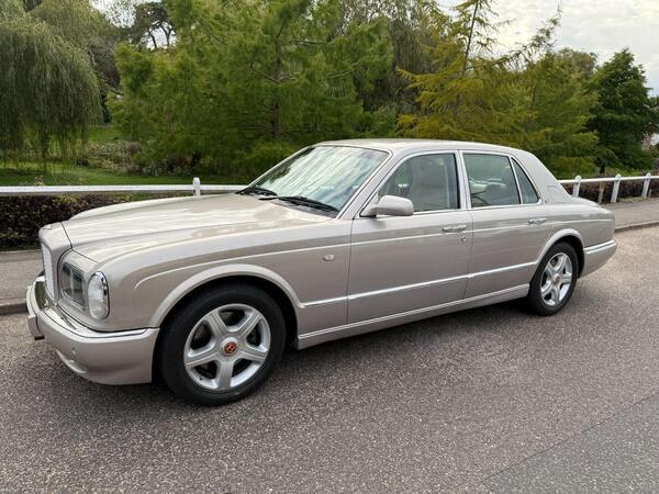 Bentley Arnage 6.8 R 4dr