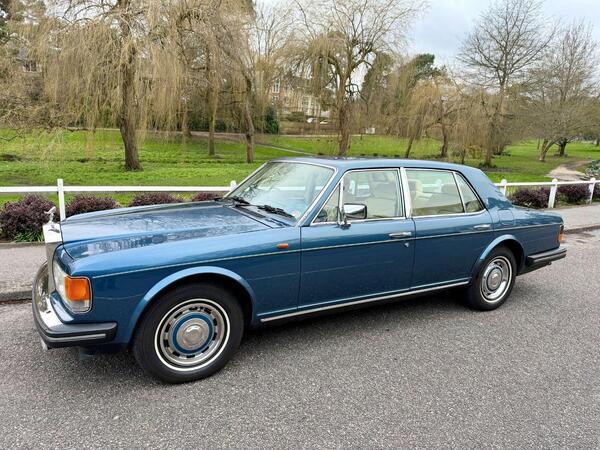 Rolls-Royce Silver Spirit 6.8 4dr