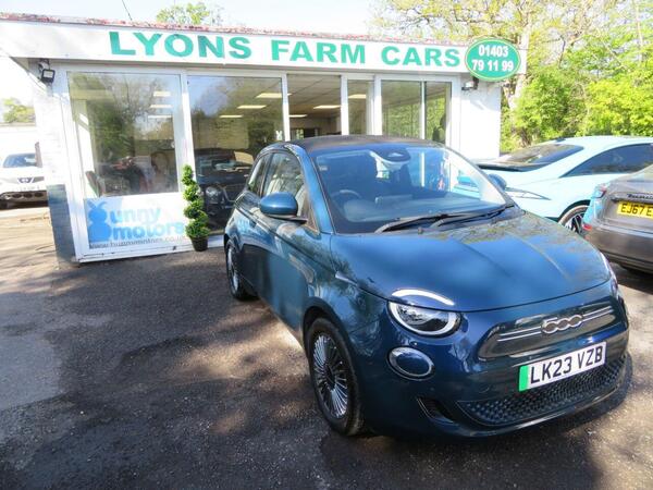 Fiat 500e C 42kWh Icon Auto 2dr