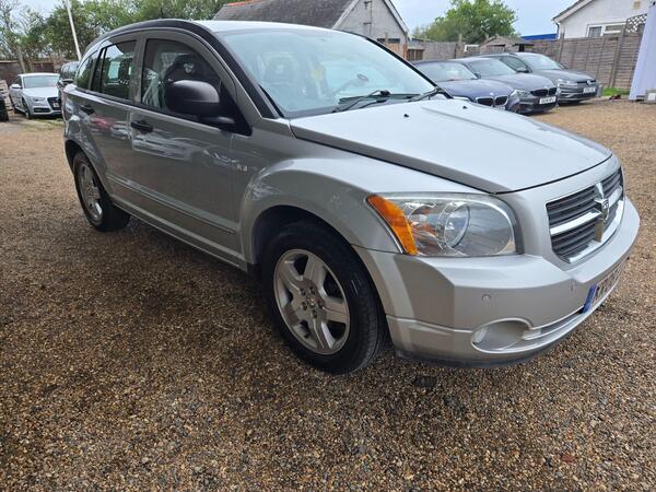 Dodge Caliber 2.0 SXT CVT 5dr