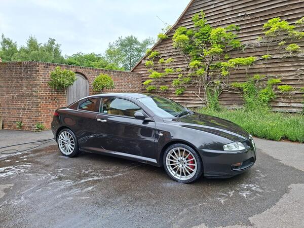 Alfa Romeo GT 3.2 V6 24V 2dr