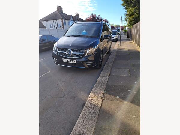 Mercedes-Benz V Class 2.0 V220d AMG Line G-Tronic+ Euro 6 (s/s) 5dr LWB