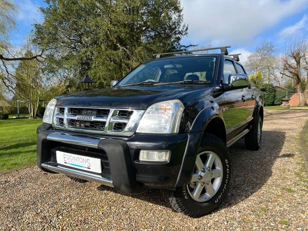 Isuzu Rodeo 3.0 TD Denver Max LE Pickup 4dr Diesel Manual 4WD (243 g/km, 129 bhp)