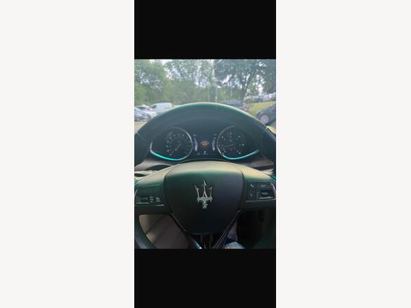 Maserati Quattroporte 3.0D V6 ZF Euro 5 (s/s) 4dr
