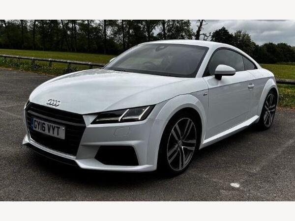 Audi TT 2.0 TFSI S line S Tronic Euro 6 (s/s) 3dr