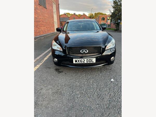 Infiniti M 3.5 35h V6 Business Edition Auto Euro 5 (s/s) 4dr