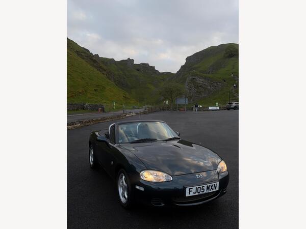 Mazda MX-5 1.8 2dr