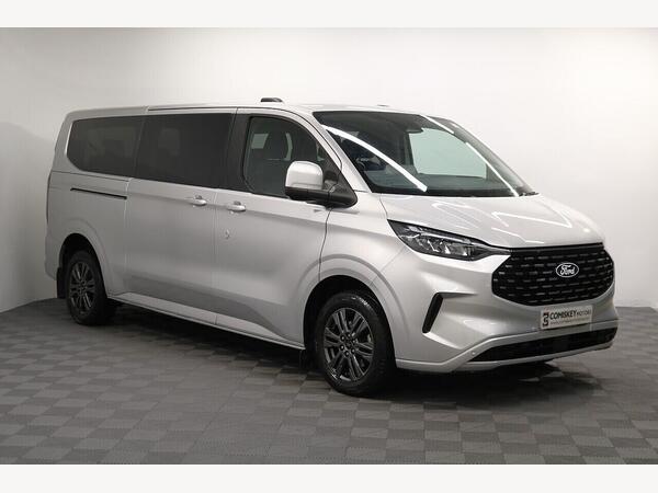Ford Tourneo Custom 2.0 320 EcoBlue Titanium Luxe Minibus Double Cab 5dr Auto L2 (136 ps)