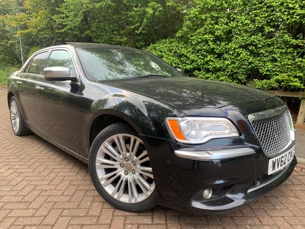 Chrysler 300C 3.0 CRD V6 Executive Auto Euro 5 4dr