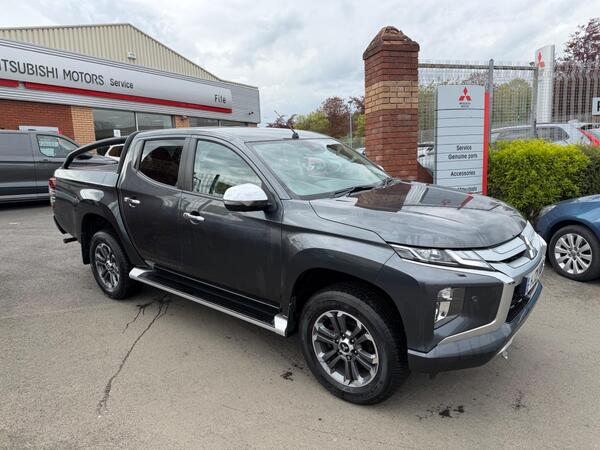 Mitsubishi L200 2.2 DI-D DC Barbarian X Auto 4WD Euro 6 (s/s) 4dr