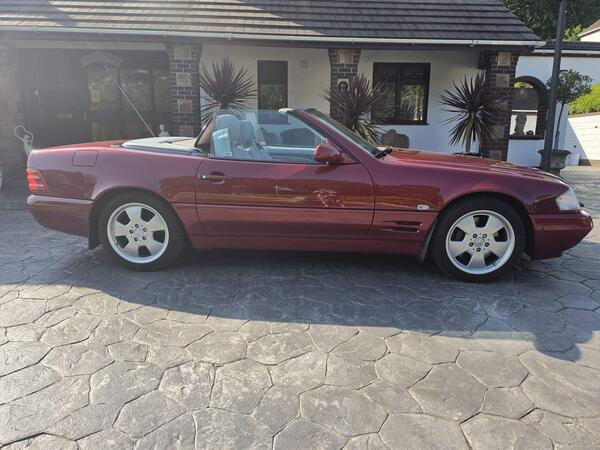 Mercedes-Benz SL 3.2 SL320 2dr