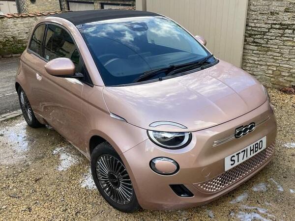 Fiat 500e C 42kWh Icon Auto 2dr