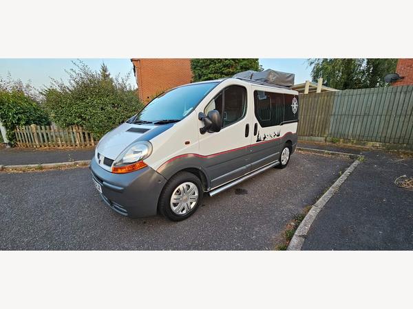 Renault Trafic 1.9 TD dCi SL29 Minibus 4dr Diesel Manual (205 g/km, 100 bhp)