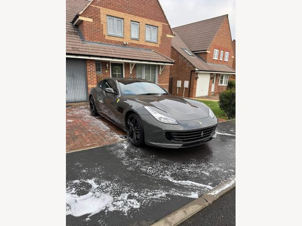 Ferrari GTC4Lusso 6.3 V12 F1 DCT 4WD Euro 6 (s/s) 2dr