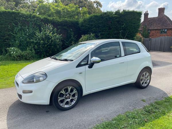 Fiat Punto 1.4 Easy Euro 6 (s/s) 3dr