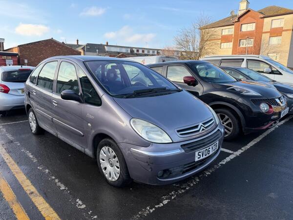 Citroen Xsara Picasso 1.6i 16V Desire 5dr