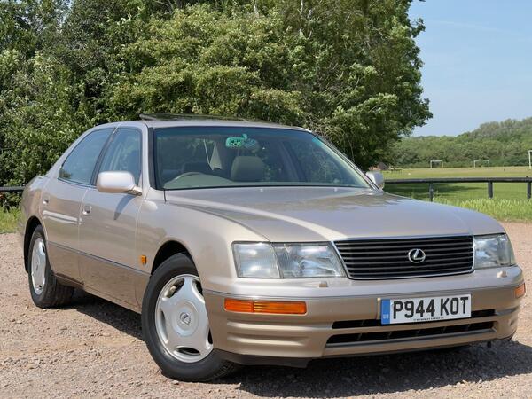Lexus LS 4.0 400 4dr