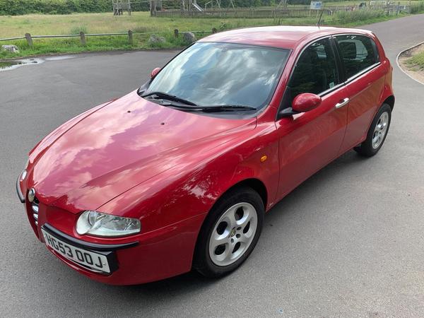 Alfa Romeo 147 1.6 T.Spark Lusso 5dr