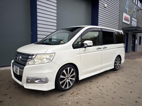 Honda Stepwagon 2.0 I-VTEC PETROL AUTOMATIC 8 SEATER 2011 61 PLATE - 1 OWNER