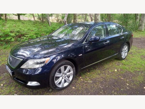 Lexus LS 5.0 600h V8 CVT 4WD Euro 5 (s/s) 4dr