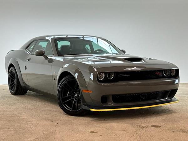 Dodge Challenger R/T Scat Pack Widebody Petrol 6.4 2dr
