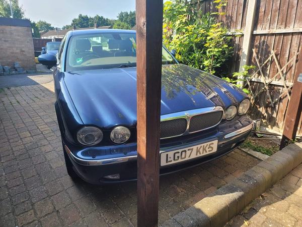 Jaguar XJ 4.2 XJ8 Sovereign 4dr