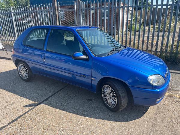 Citroen Saxo 1.1i Desire 3dr