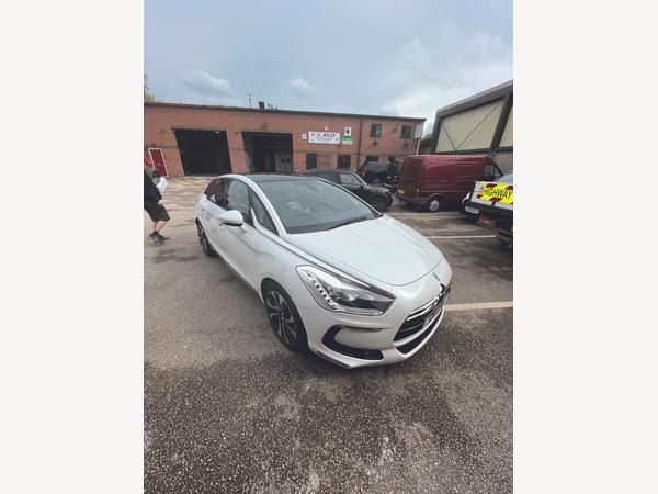 Citroen DS5 2.0 HDi DSport Euro 5 5dr