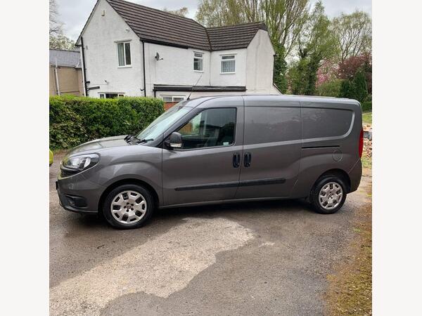Fiat Doblo 1.6 MultiJetII Maxi Crew Van Double Cab 6dr Diesel Manual L2 H1 Euro 6 (s/s) (105 bhp)