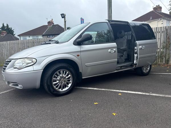 Chrysler Voyager 2.8 CRD Executive 5dr