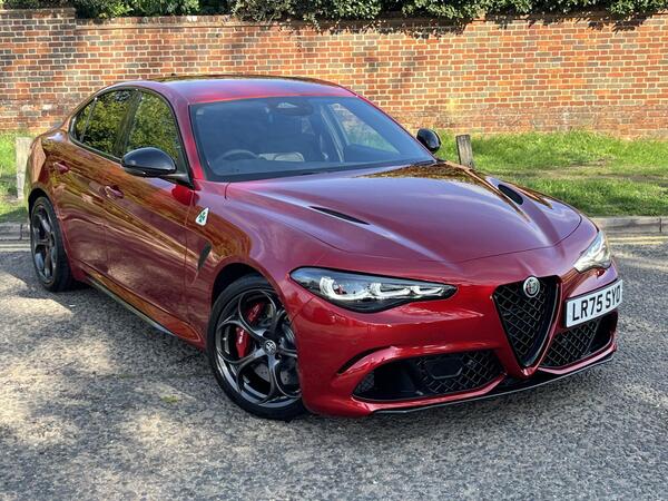 Alfa Romeo Giulia 2.9 V6 Bi-Turbo Quadrifoglio Auto Euro 6 (s/s) 4dr