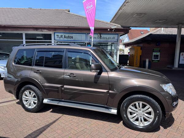 Mitsubishi Shogun 3.2 DI-DC SG3 Auto 4WD Euro 6 5dr LWB