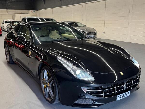 Ferrari FF 6.3 V12 F1 DCT 4WD Euro 5 (s/s) 3dr