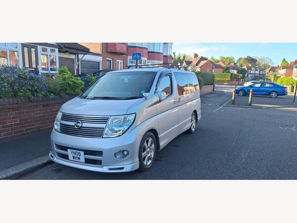 Nissan Elgrand E51
